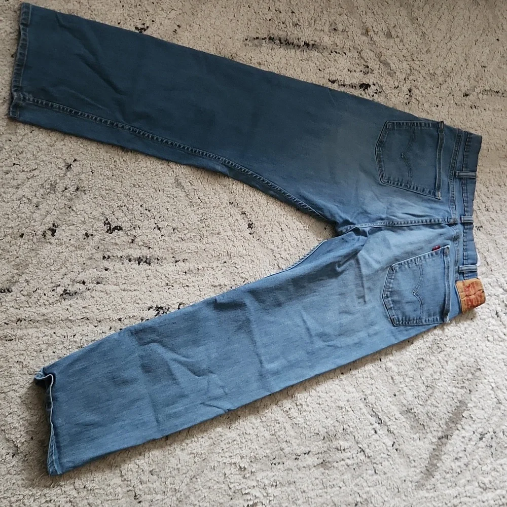 Men's Levi's Jeans - Picture 3 of 4
